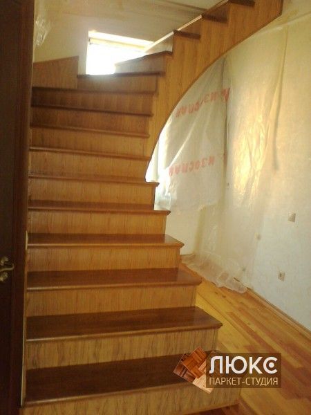3) Лестница из доски от Паркет Студии "Люкс" в Махачкале